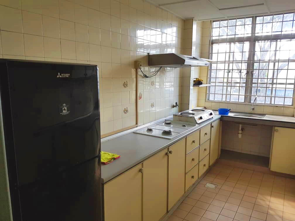 ypc-student-accommodation-casa-ria-hostel-kitchen 3 YPC College Student Accommodation Kitchen