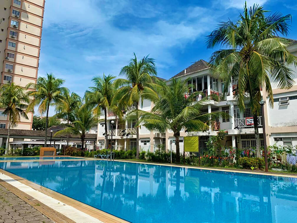 ypc-student-accommodation-casa-ria-swimming-pool 6 YPC College Student Accommodation Swimming Pool