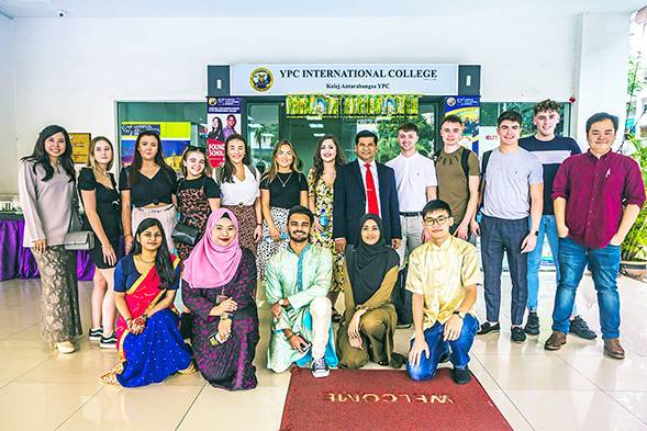 UK-International-Student-Mobility-and-Cultural-Exchange-Experience 3 UK International Student Mobility and Cultural Exchange Experience