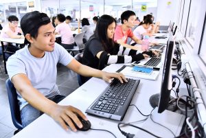 degree-in-multimedia-computing-student-using-computer